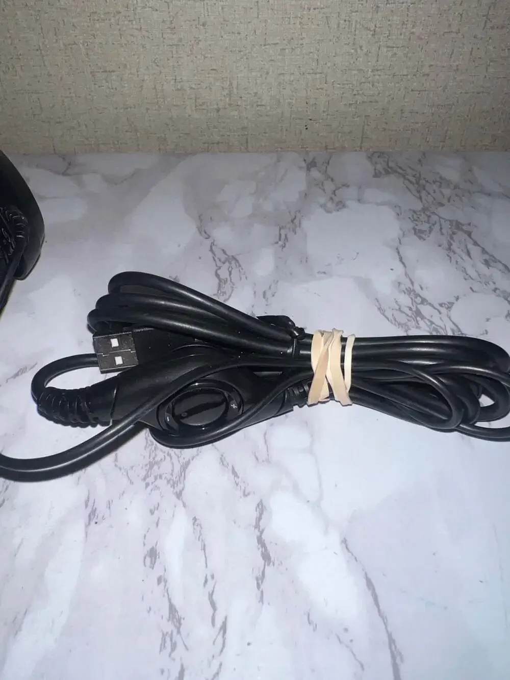 Logitech H390 Wired USB Headset with Noise-Cancelling Mic